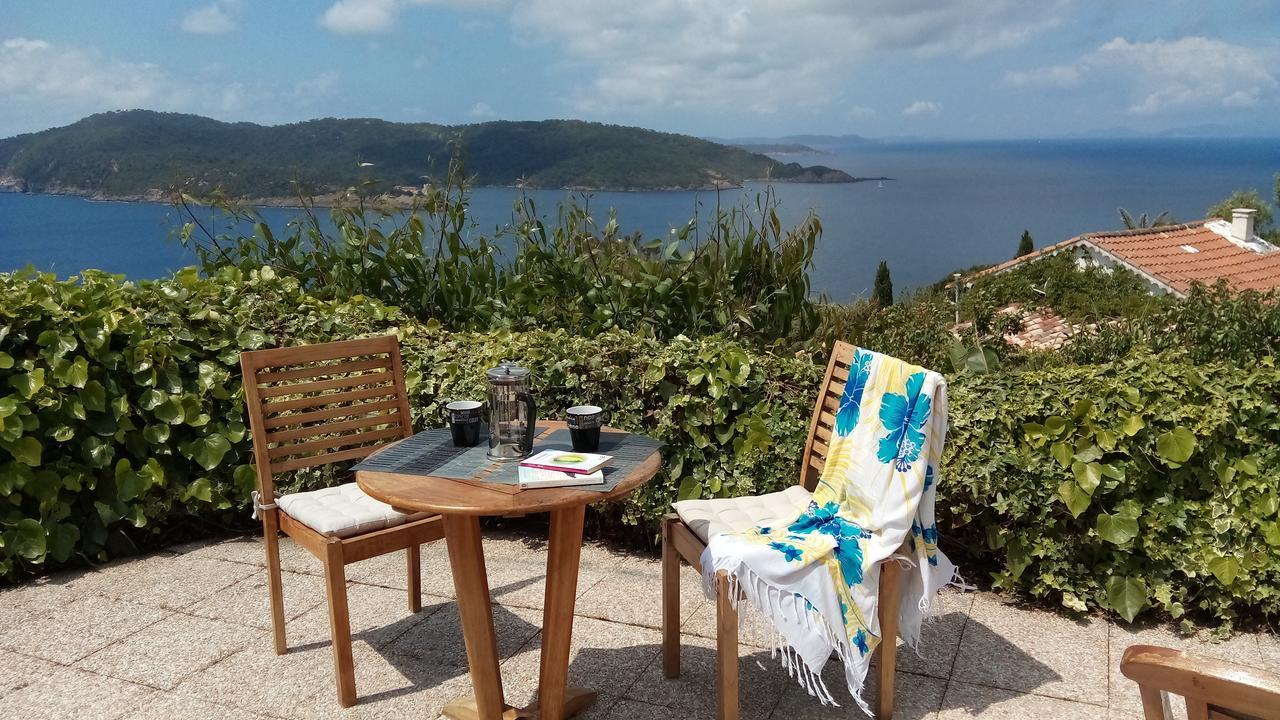 Aparthotel La Coccinelle Île du Levant Exterior foto